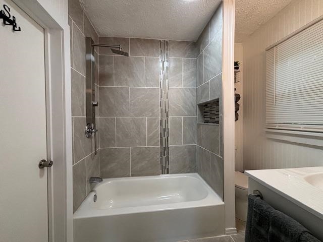 106 E 4th Avenue Property Photo 28