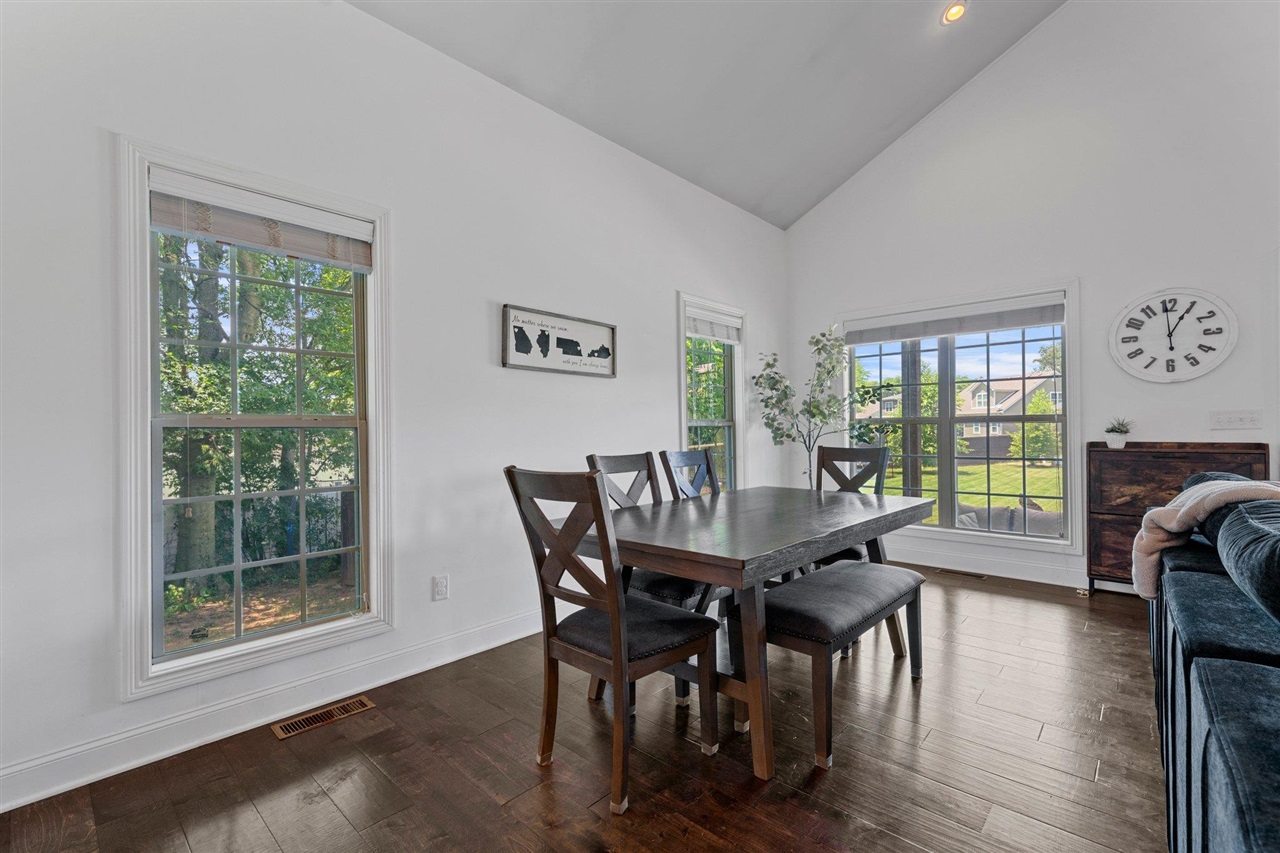 2934 Pennyroyal Lane Property Photo 14