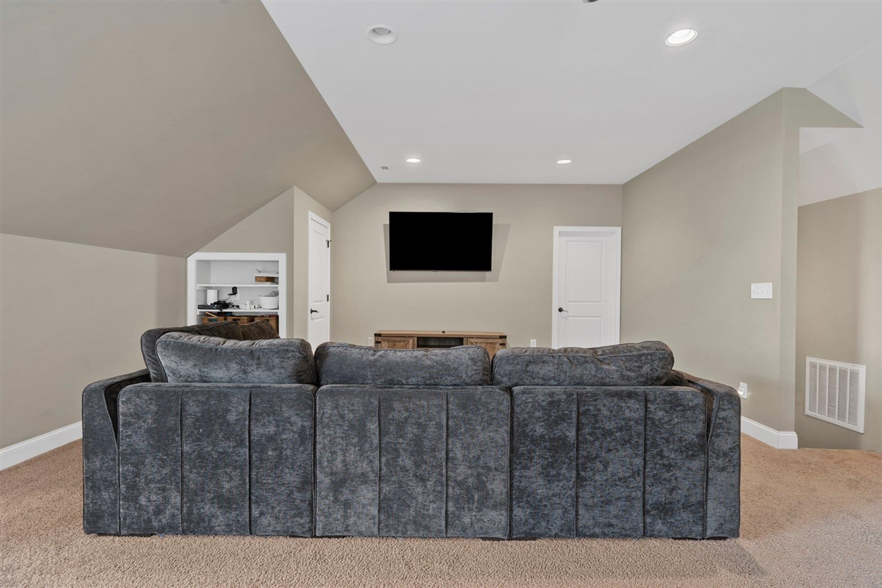 2934 Pennyroyal Lane Property Photo 31