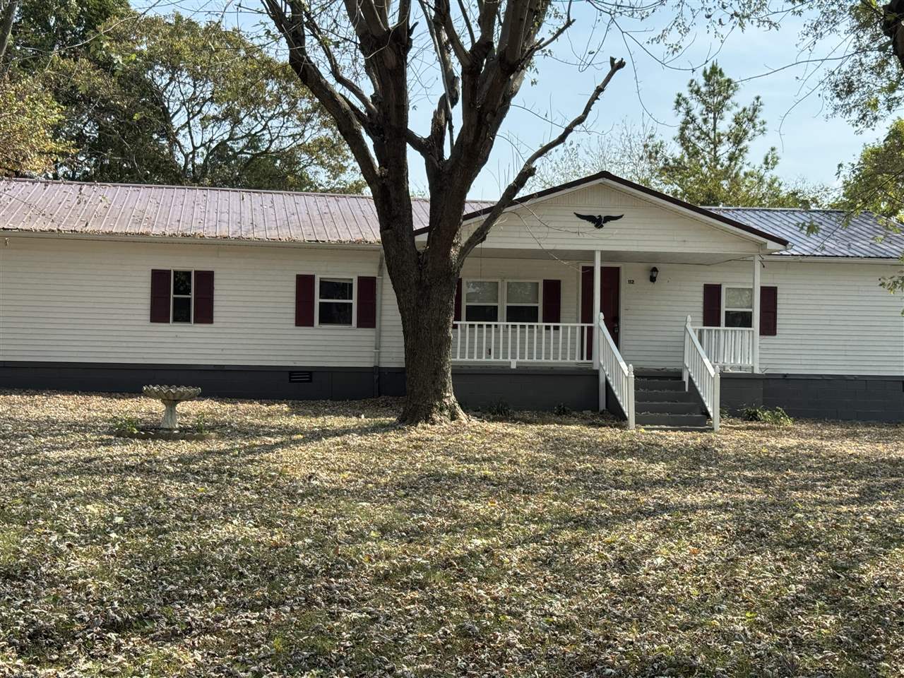 112 Hunters Circle Property Photo 1