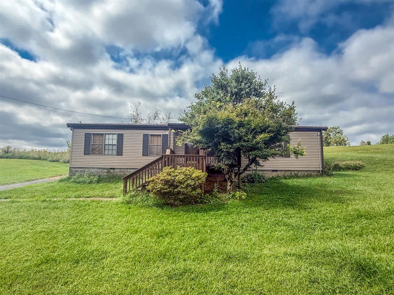 595 Cedar Hill Road Property Photo 1