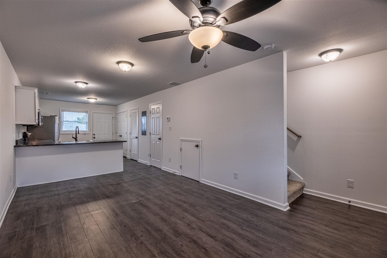 100 Commerce Street Property Photo 2