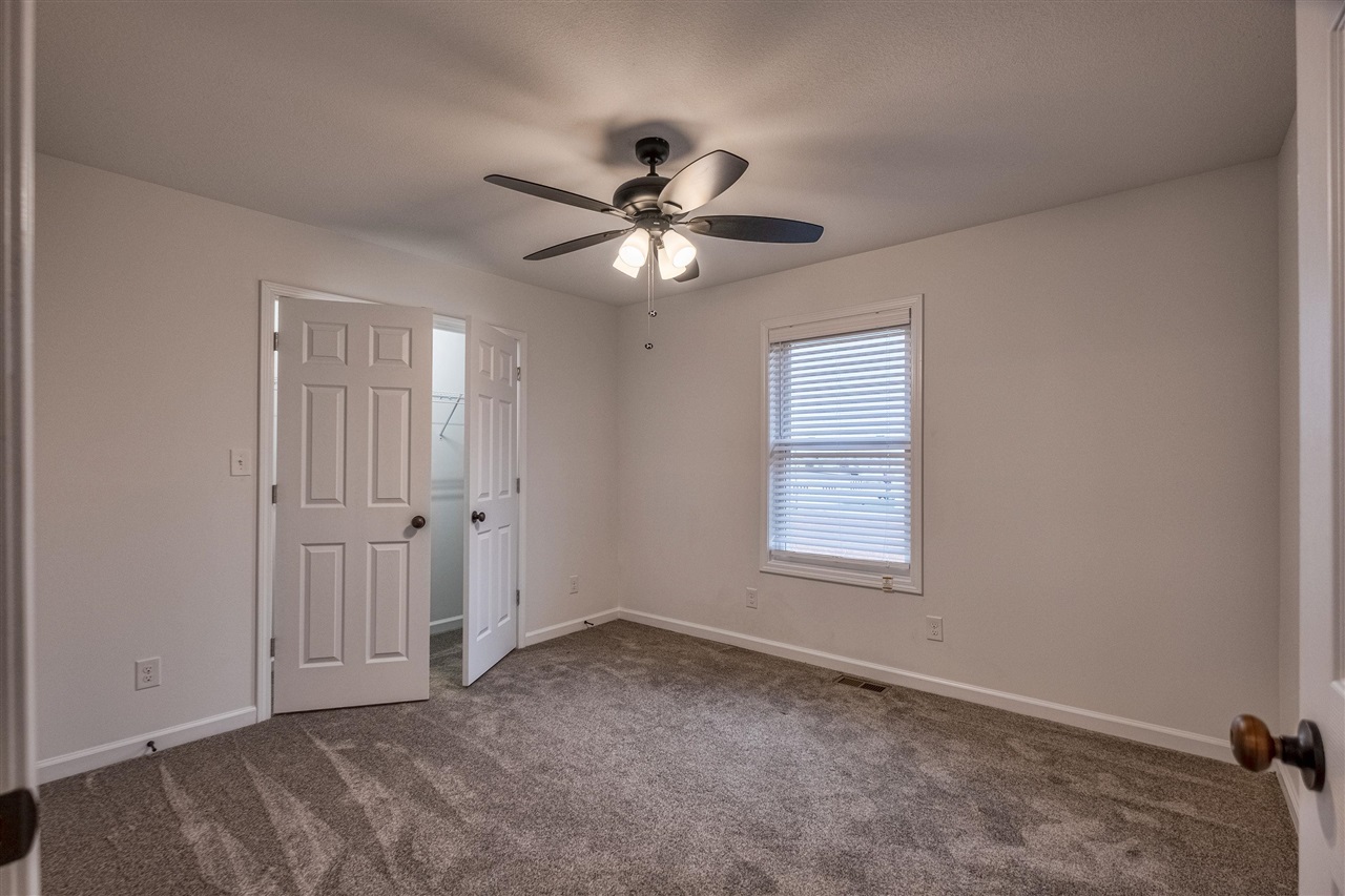 100 Commerce Street Property Photo 13