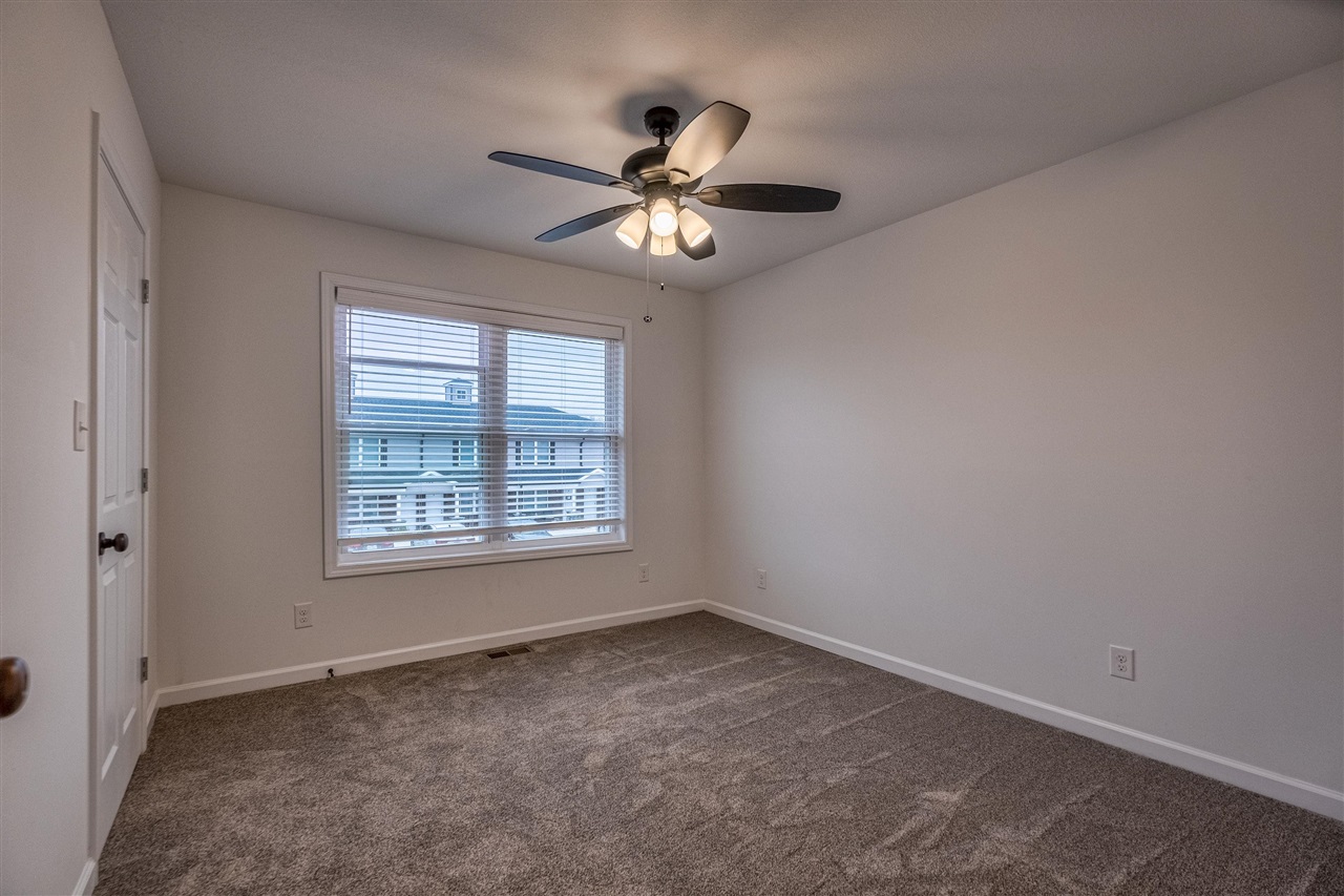 100 Commerce Street Property Photo 17