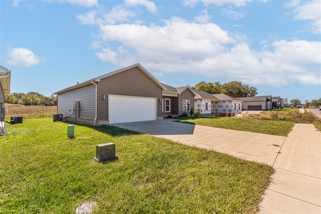 2691 Cedrus Avenue Property Photo 3