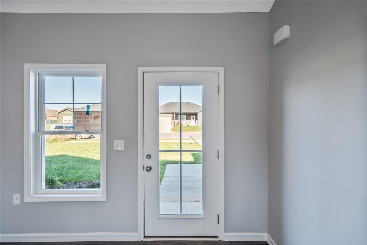 2691 Cedrus Avenue Property Photo 4