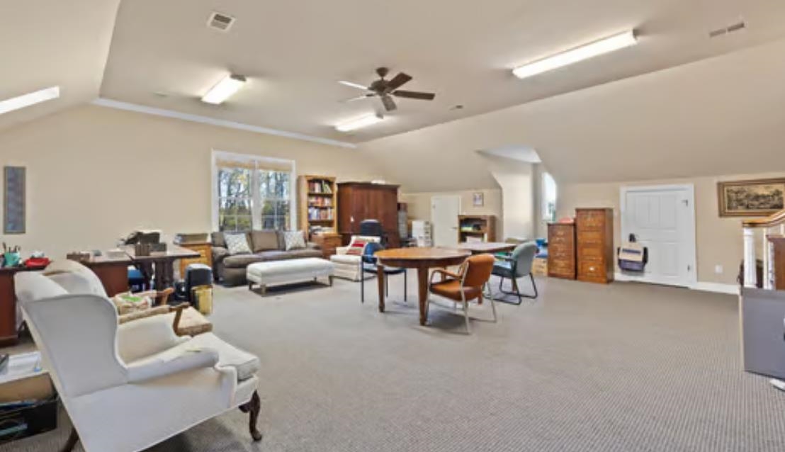 8425 Cemetery Road Property Photo 43