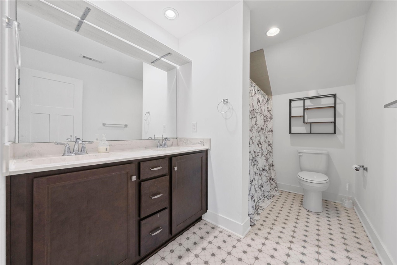 4182 Beechwood Lane Property Photo 20
