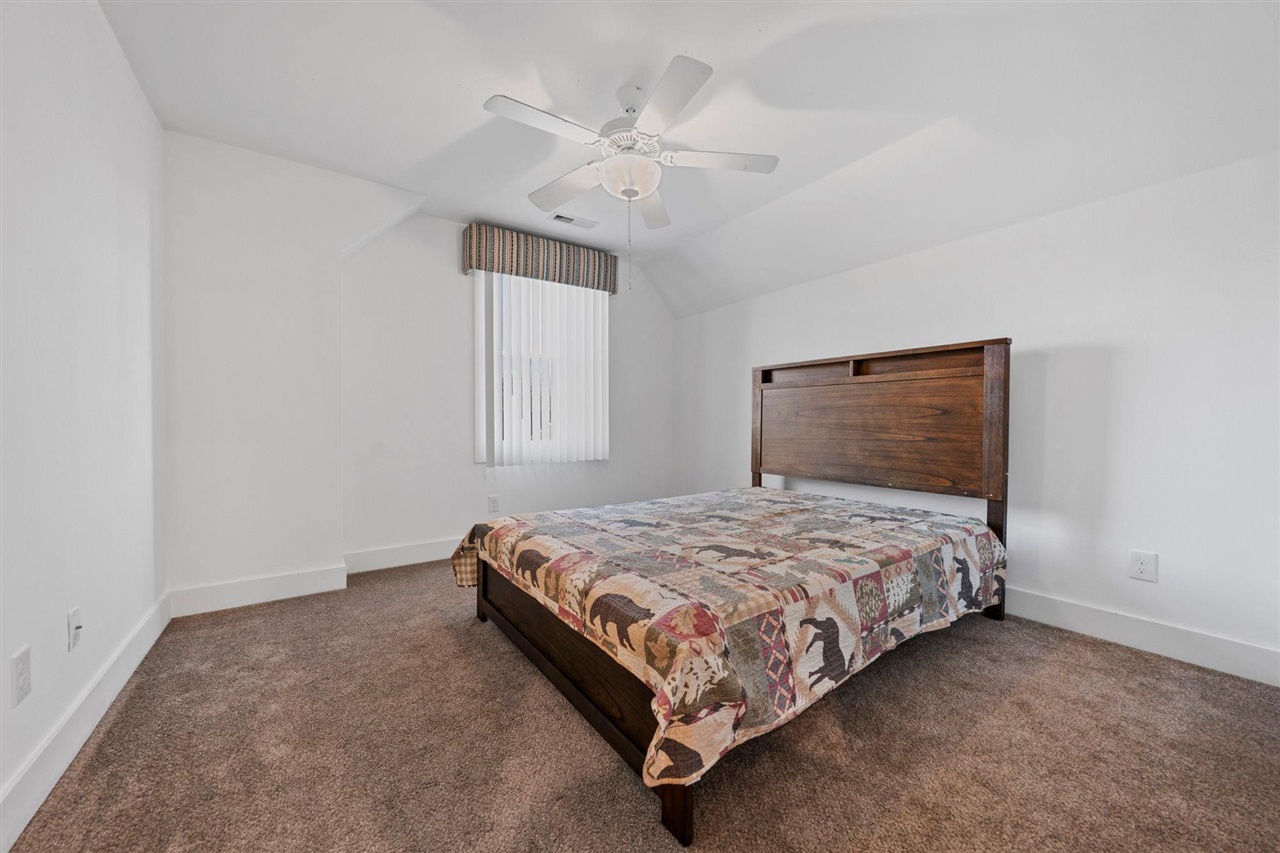 4182 Beechwood Lane Property Photo 22