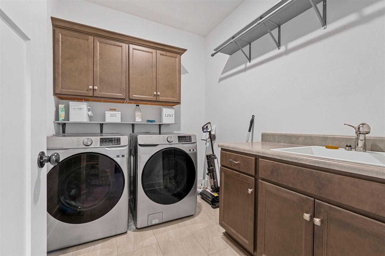 4182 Beechwood Lane Property Photo 25