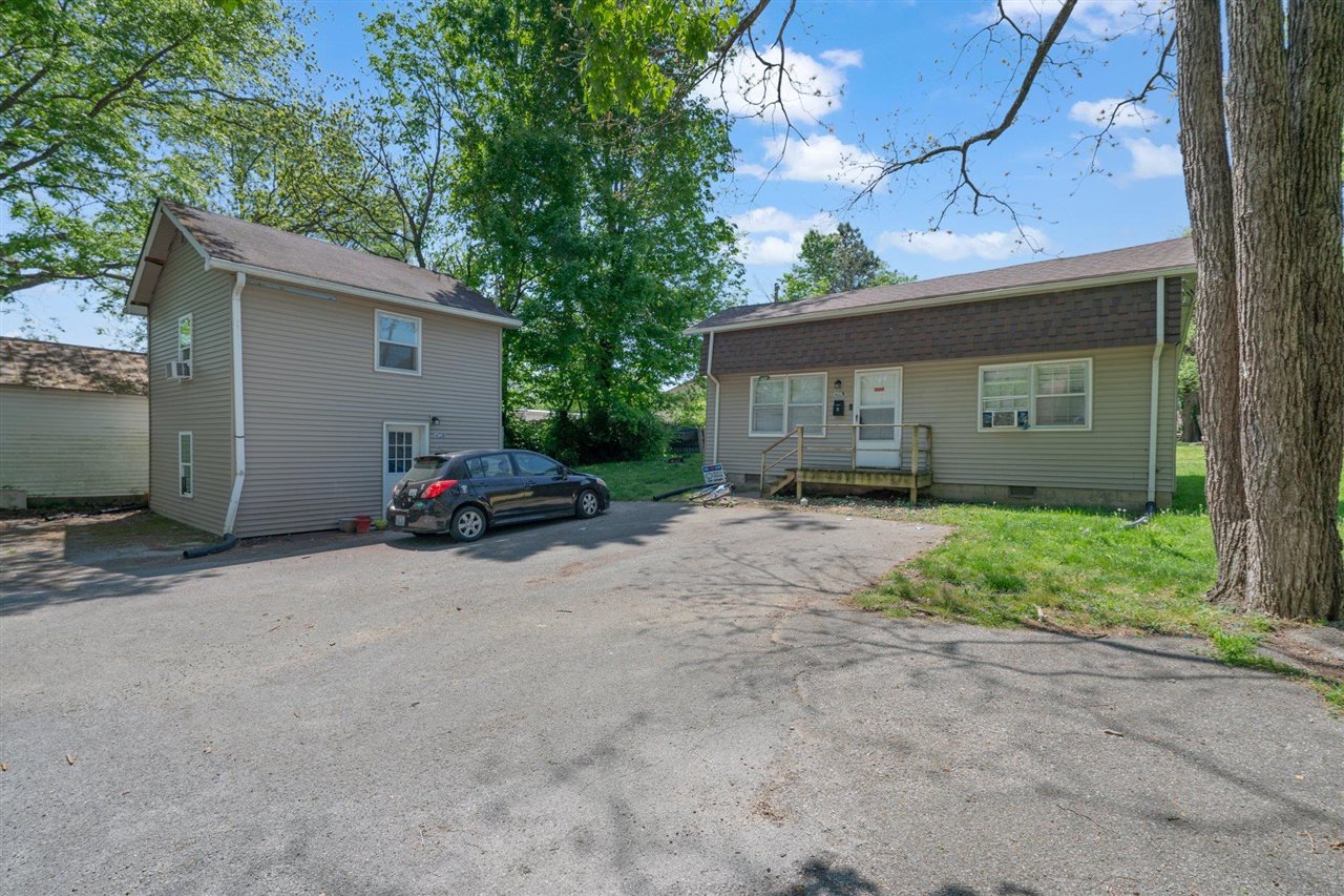 402 E Wayne Street Property Photo 1