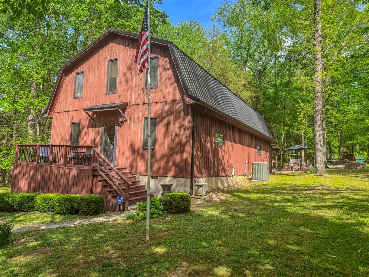 340 Sauger Trail Property Photo 1
