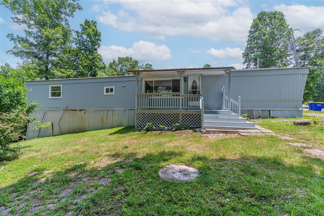 220 Lakeshore Drive Property Photo 1