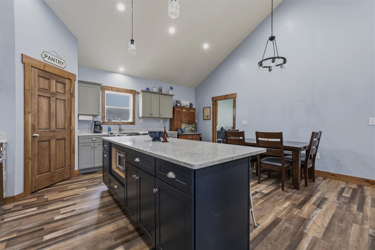 1775 Dimple Road Property Photo 8