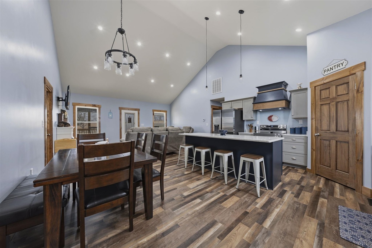 1775 Dimple Road Property Photo 10