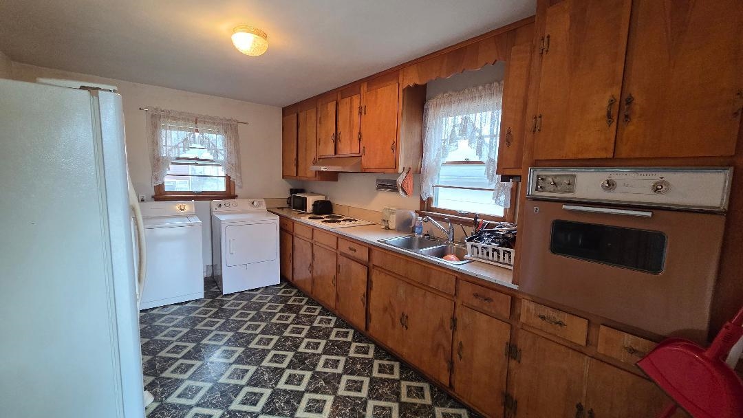 1236 Westmeade Drive Property Photo 3