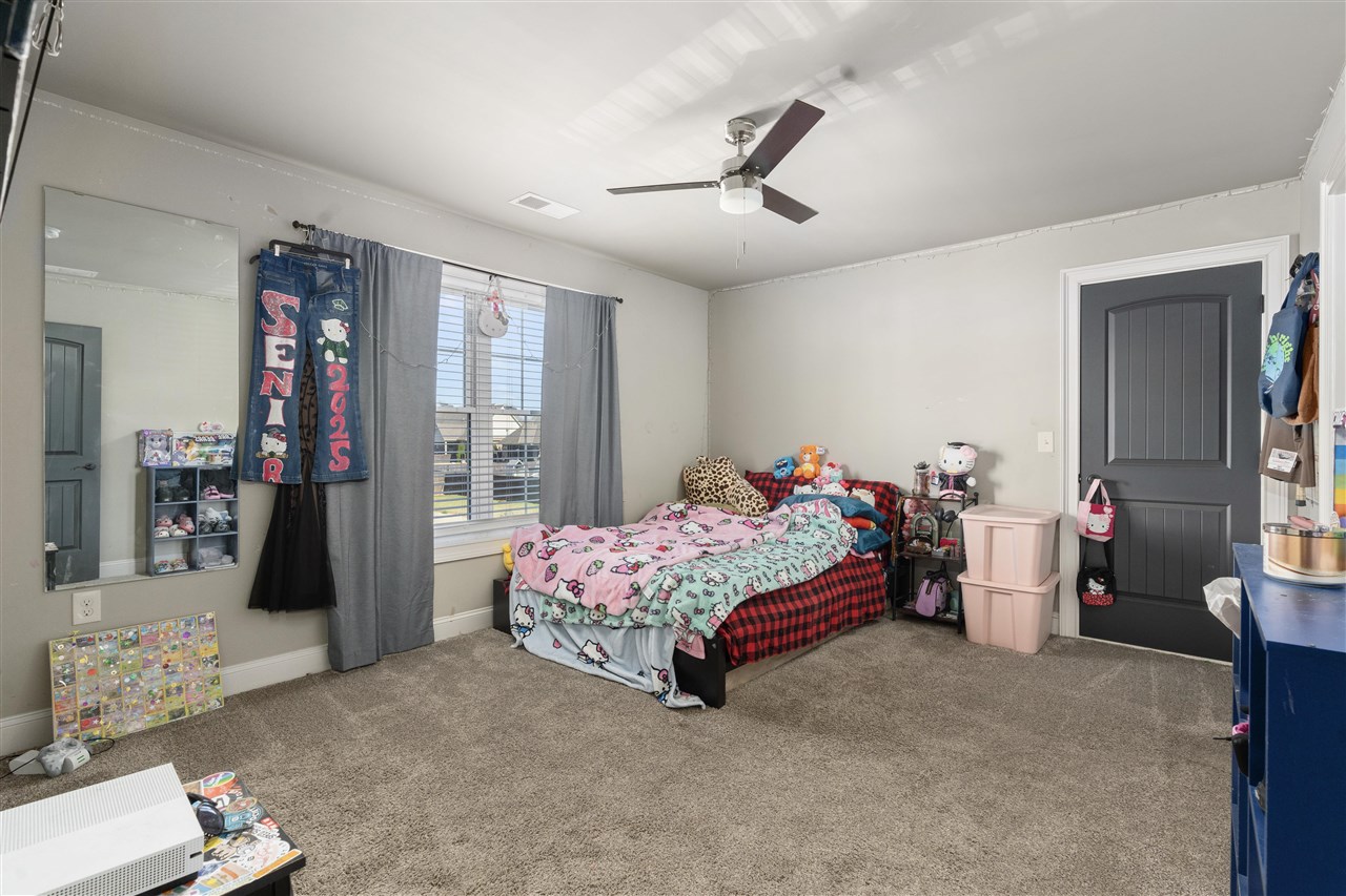 8634 Pebblestone Lane Property Photo 15