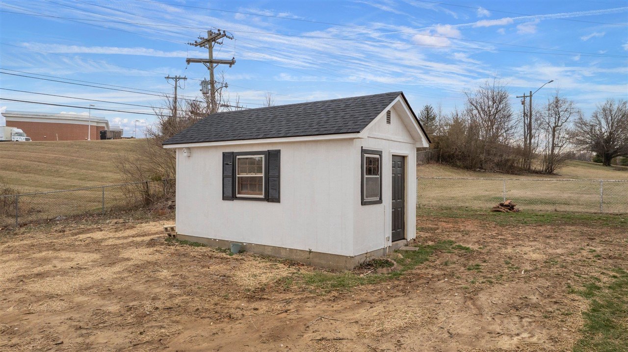 108 Sandwood Drive Property Photo 11