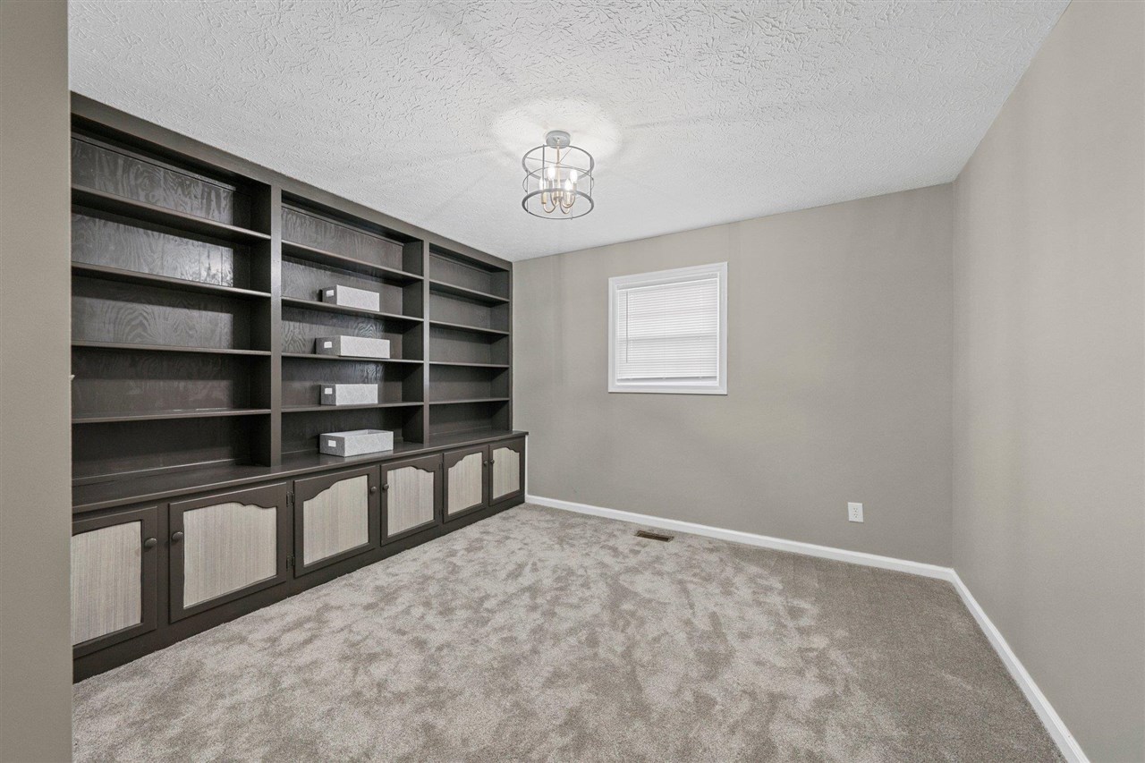 108 Sandwood Drive Property Photo 18
