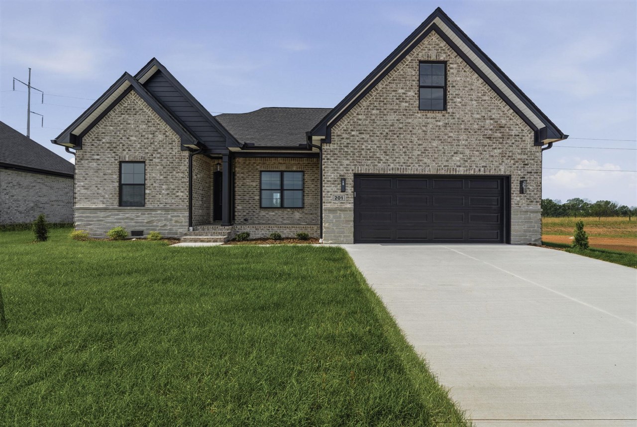 201 Magnolia Circle Property Photo 1