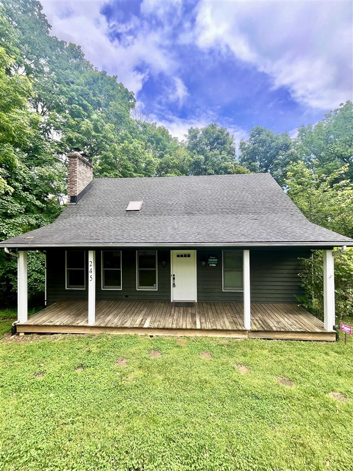 245 Lakeview Drive Property Photo 1