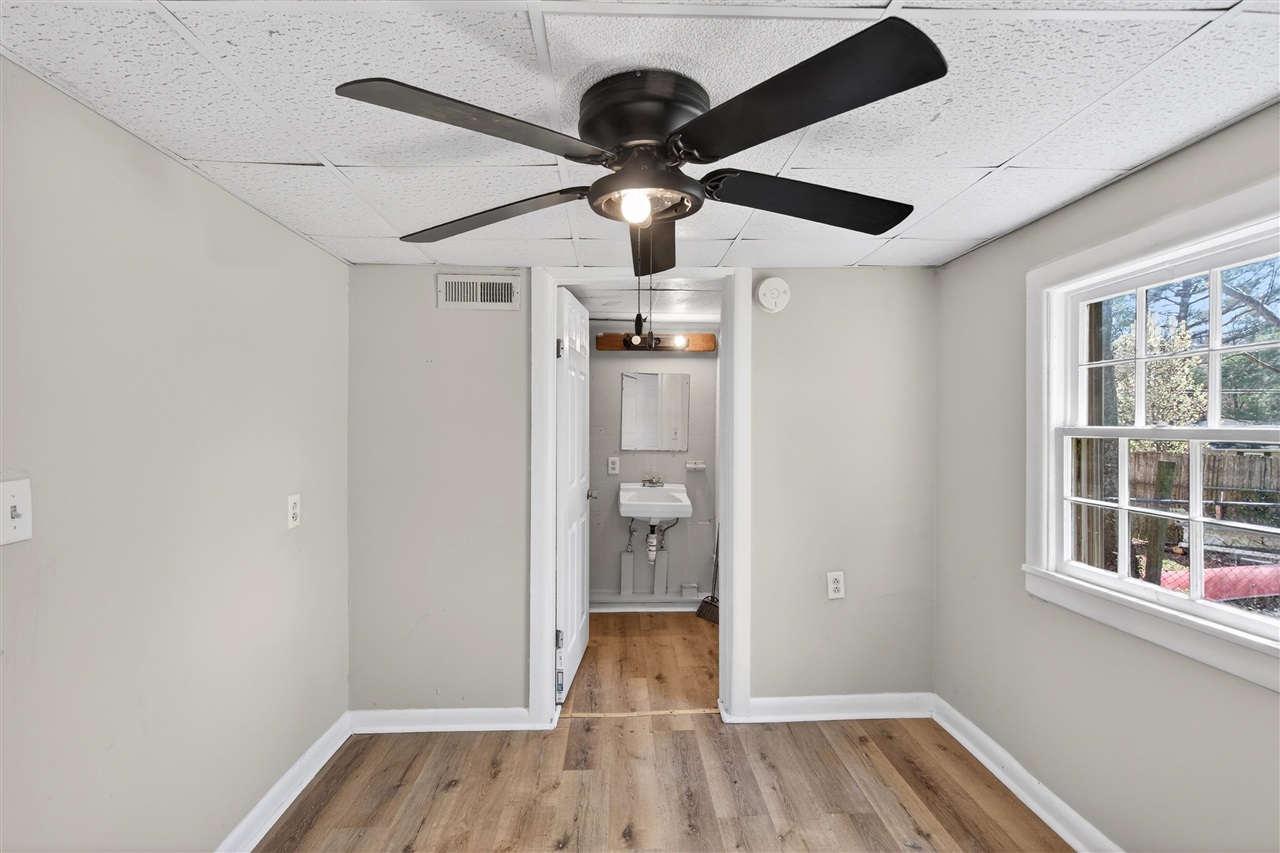 410 Bowen Avenue Property Photo 11