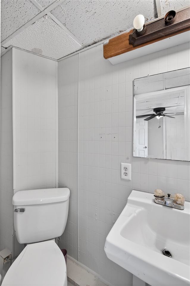 410 Bowen Avenue Property Photo 13