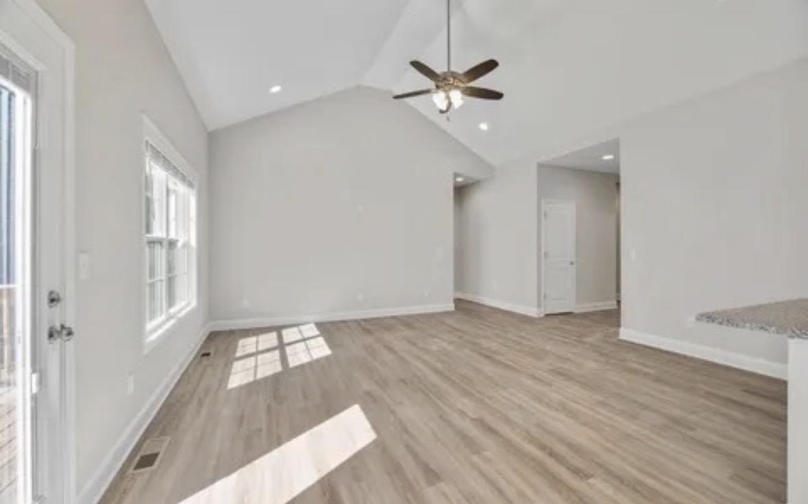 1194 Melody Avenue Property Photo 3