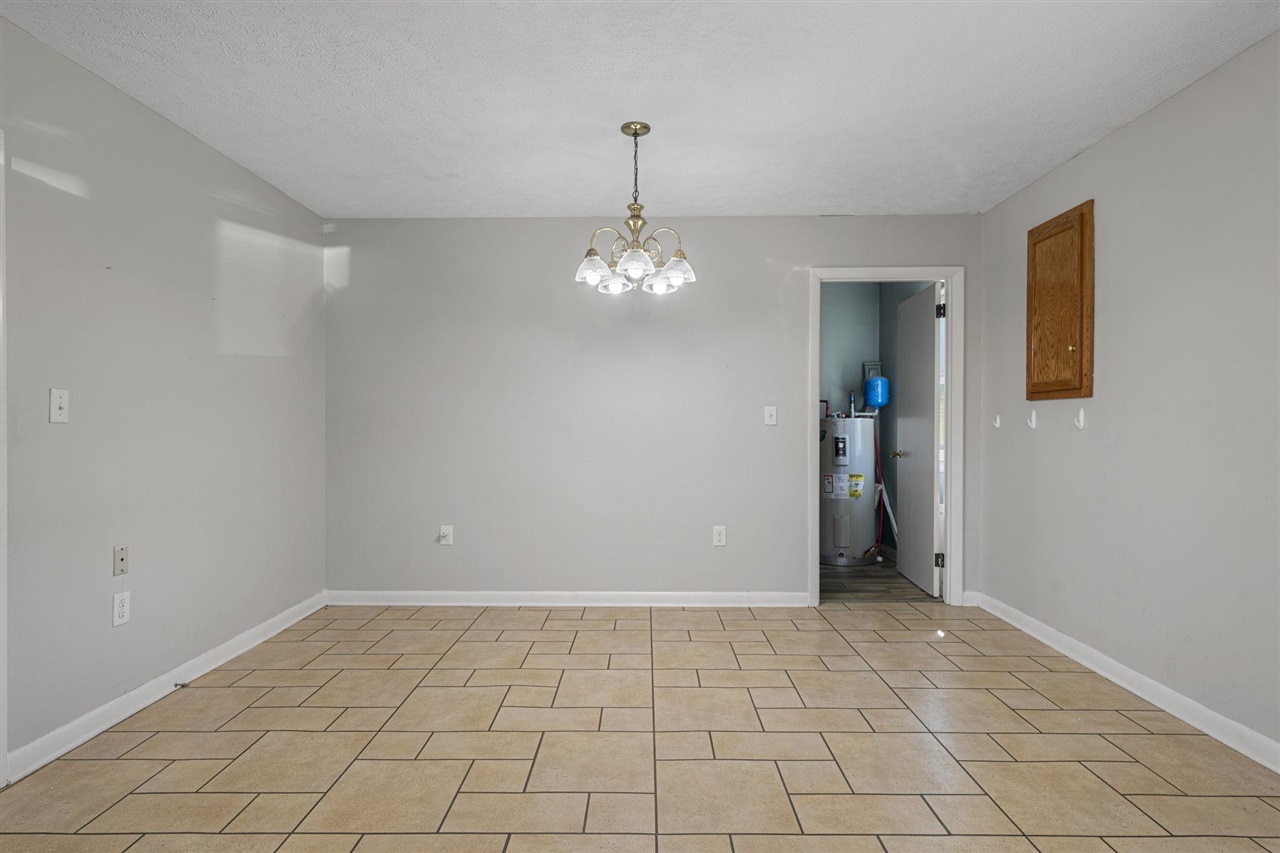 2517 Lecta Kino Road Property Photo 8