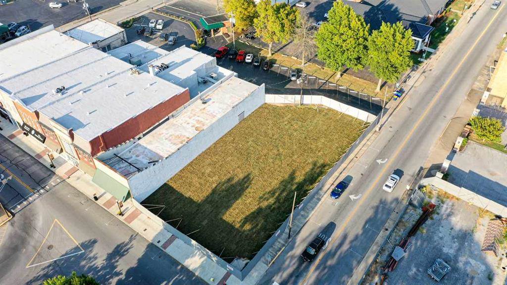102 N Main Street Property Photo 1