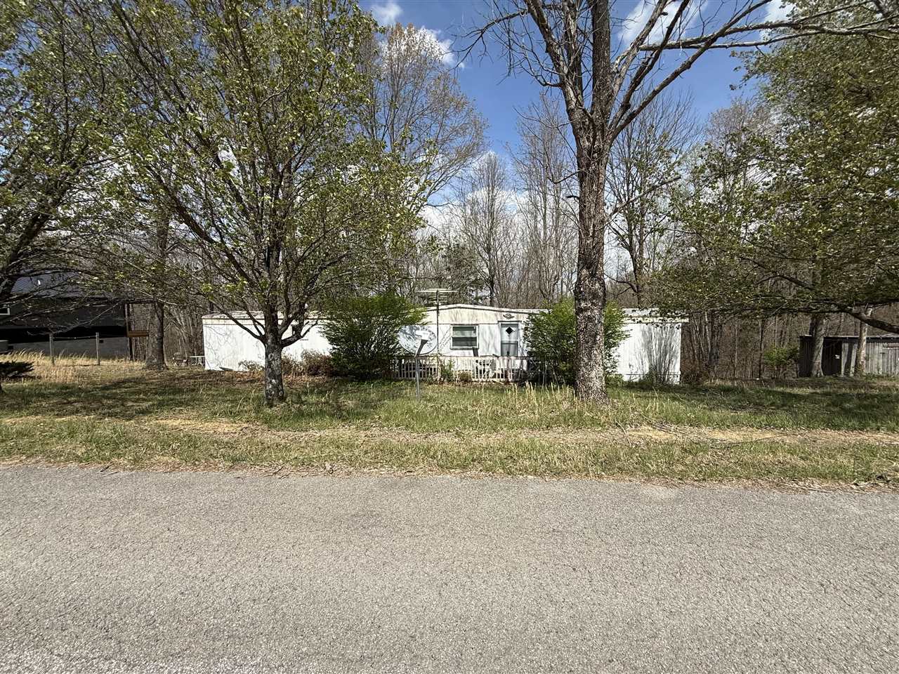 190 Tara Road Property Photo 1