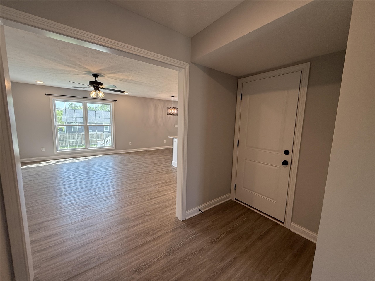 413 Sandy Circle Property Photo 14