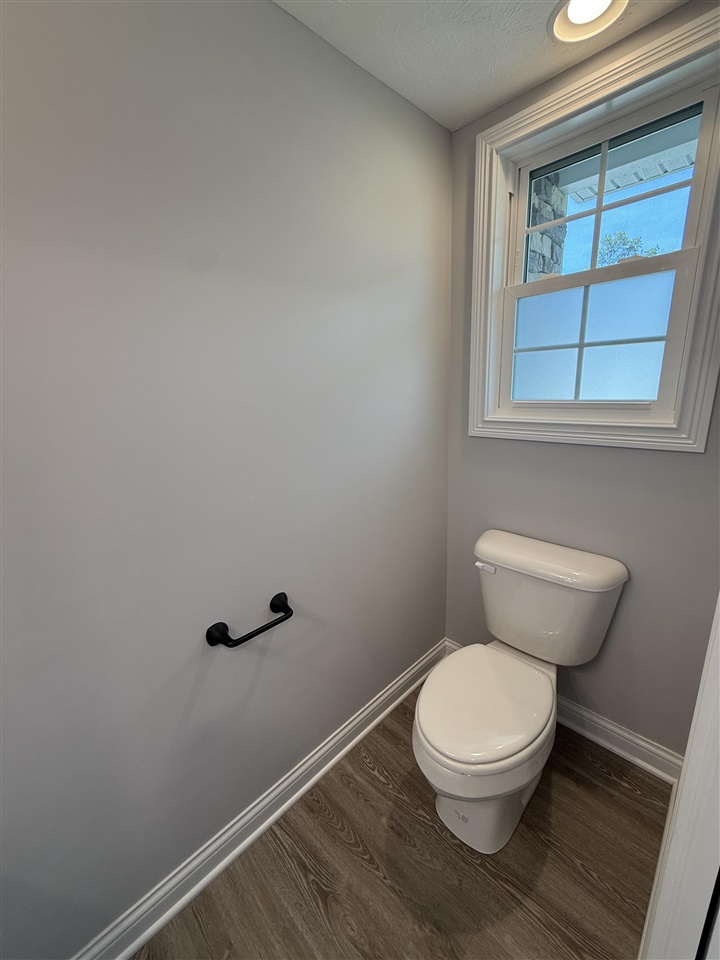 413 Sandy Circle Property Photo 16