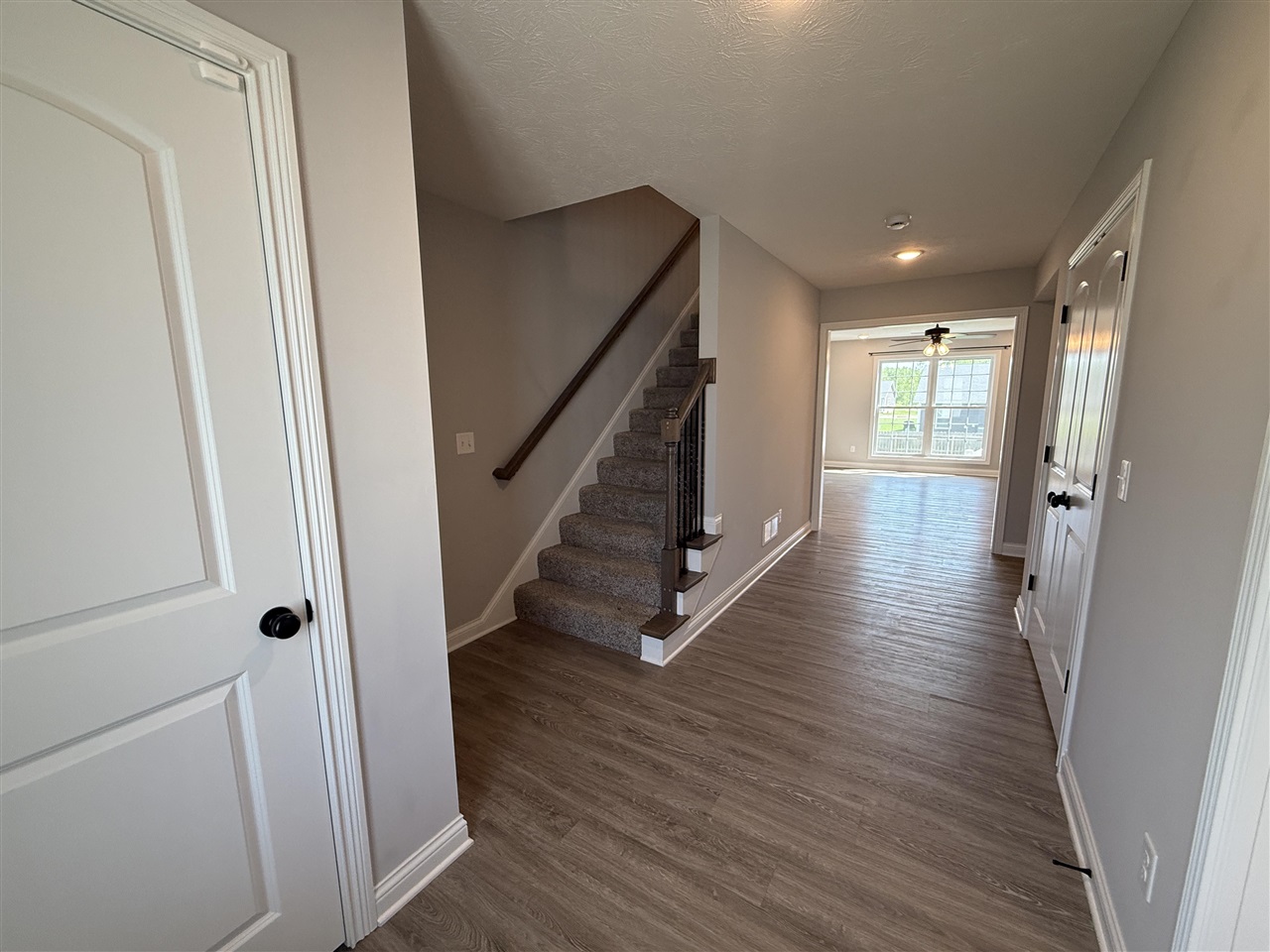 413 Sandy Circle Property Photo 17