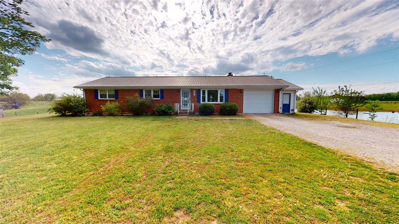 8095 Smiths Grove Scottsville Road Property Photo 1