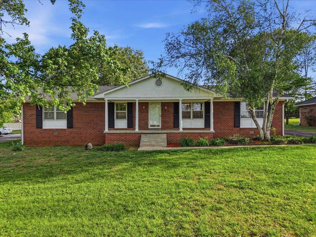 507 Meadowlawn Drive Property Photo 1