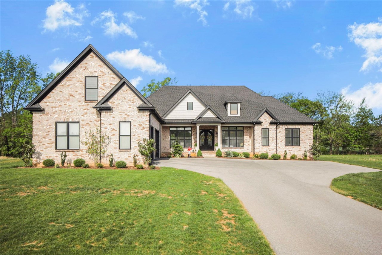 7182 Eagle Ridge Lane Property Photo 1