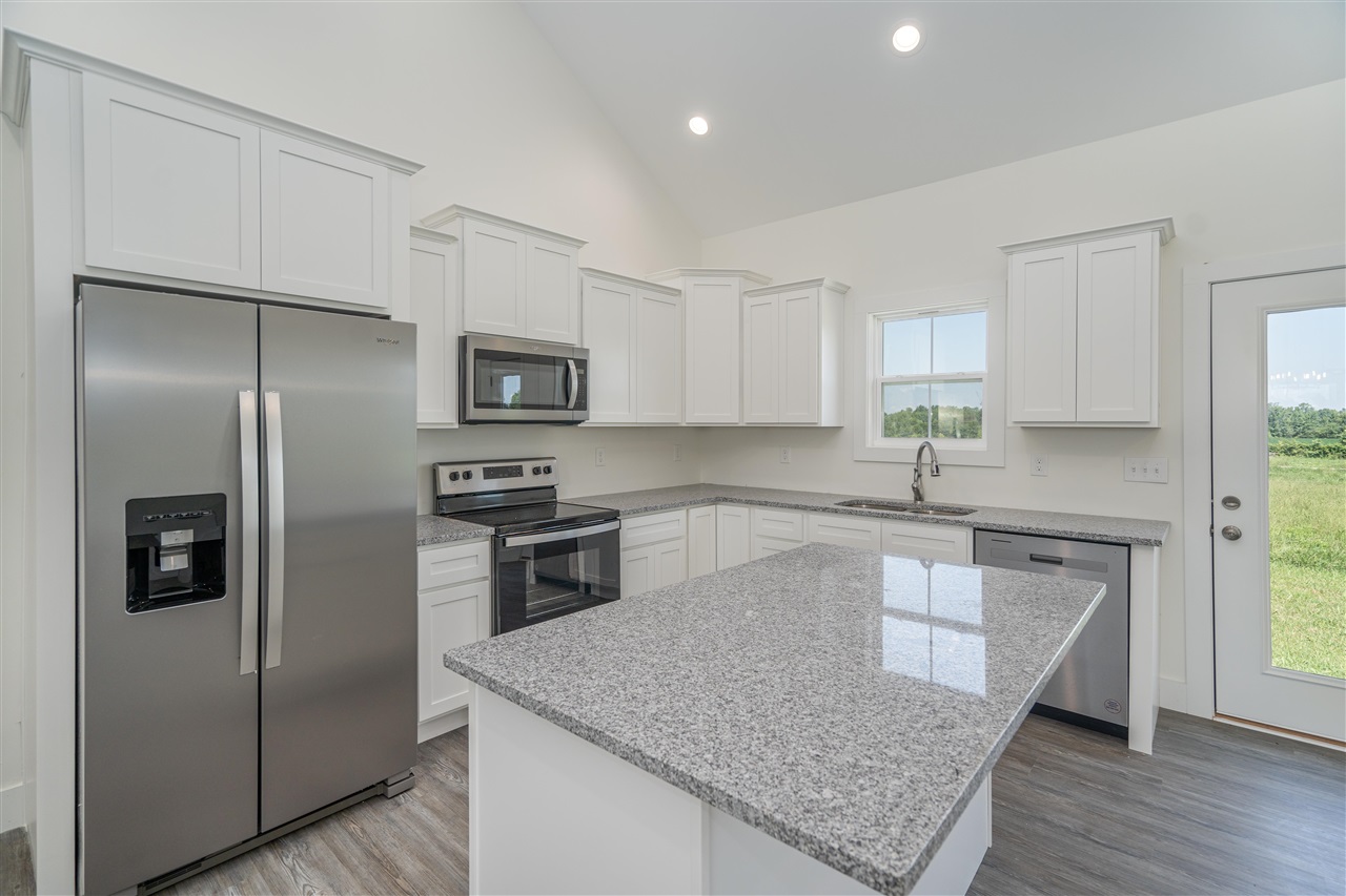 147 Greenbriar Lane Property Photo 8