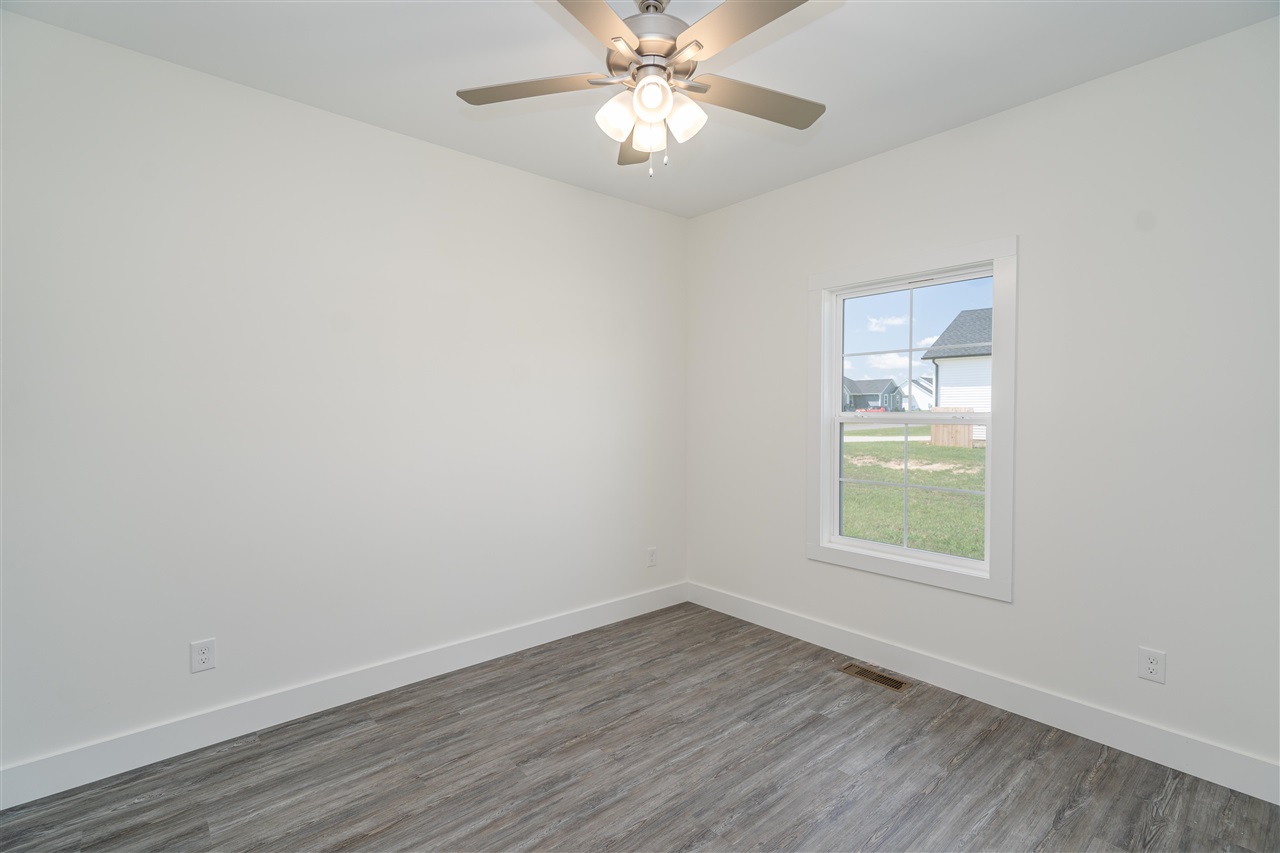 147 Greenbriar Lane Property Photo 10