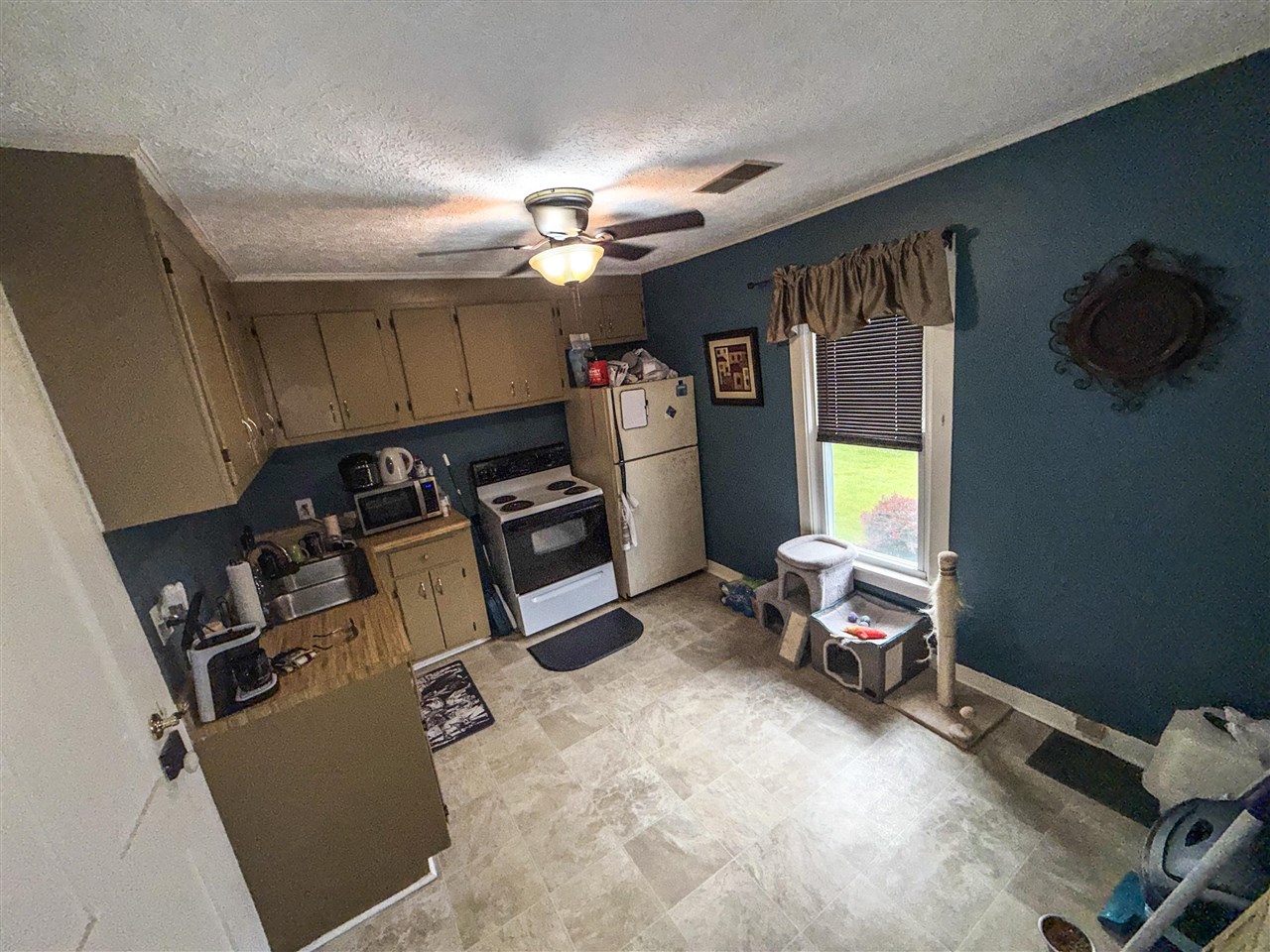 344 W Cedar Street Property Photo 21