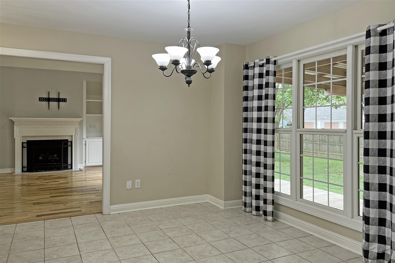 1002 Dogwood Drive Property Photo 6