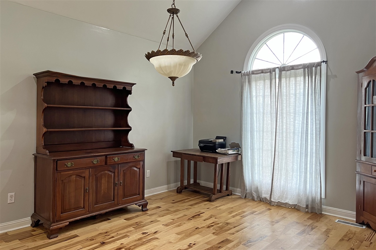 1002 Dogwood Drive Property Photo 13