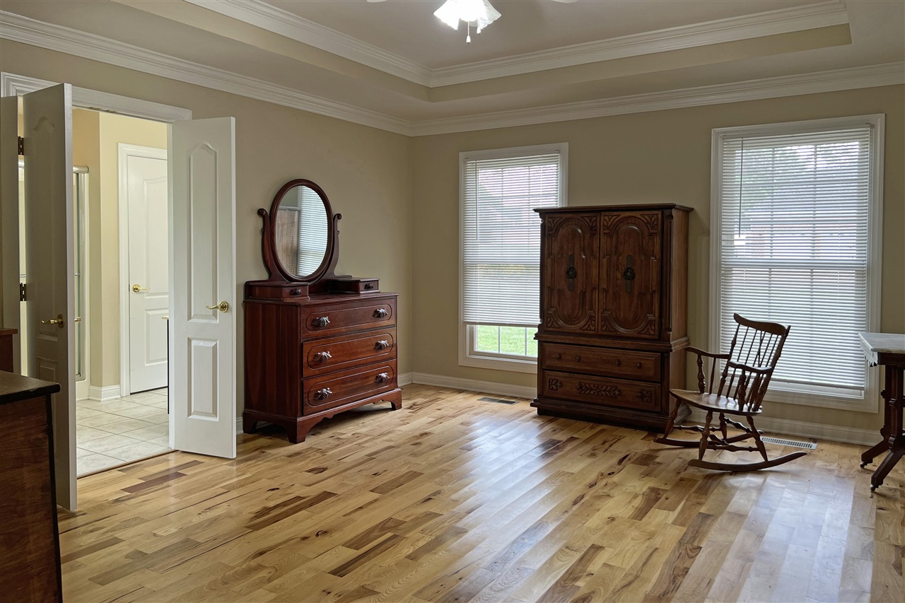 1002 Dogwood Drive Property Photo 14