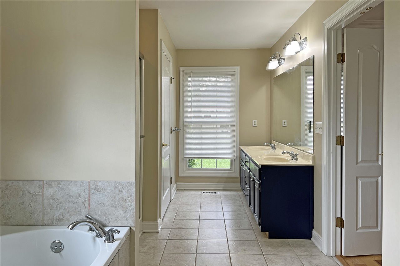 1002 Dogwood Drive Property Photo 17