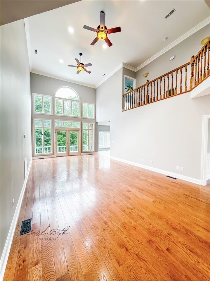 641 Vonda View Boulevard Property Photo 8