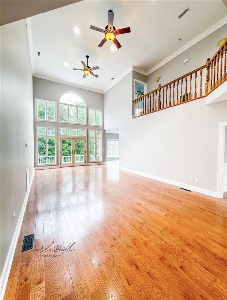 641 Vonda View Boulevard Property Photo 10