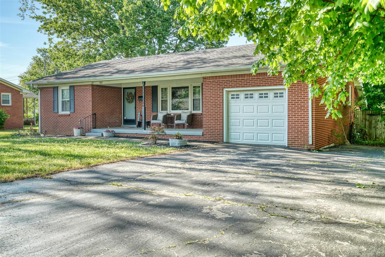 707 Simpson Street Property Photo 1