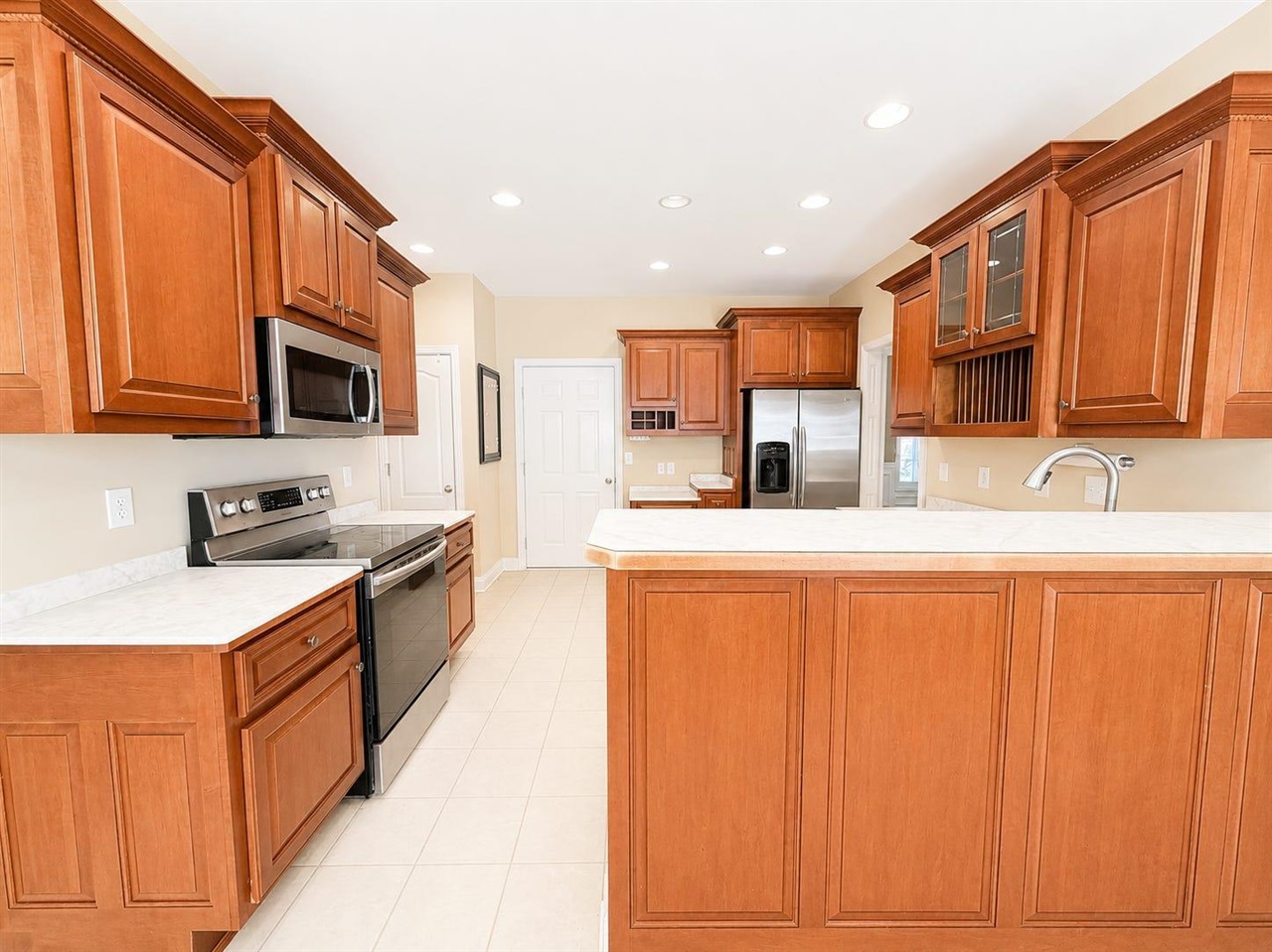 2536 Avondale Drive Property Photo 13
