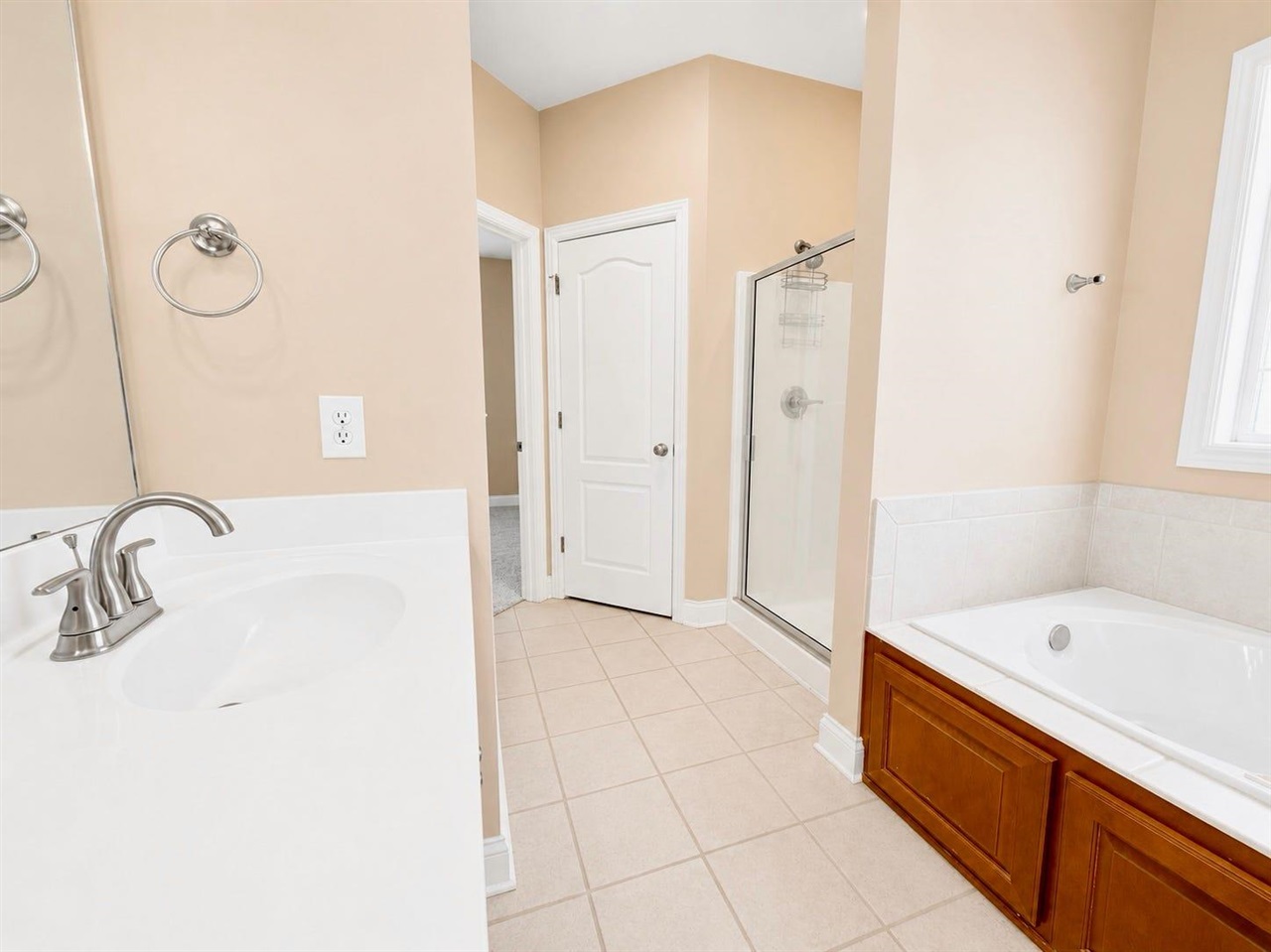 2536 Avondale Drive Property Photo 22