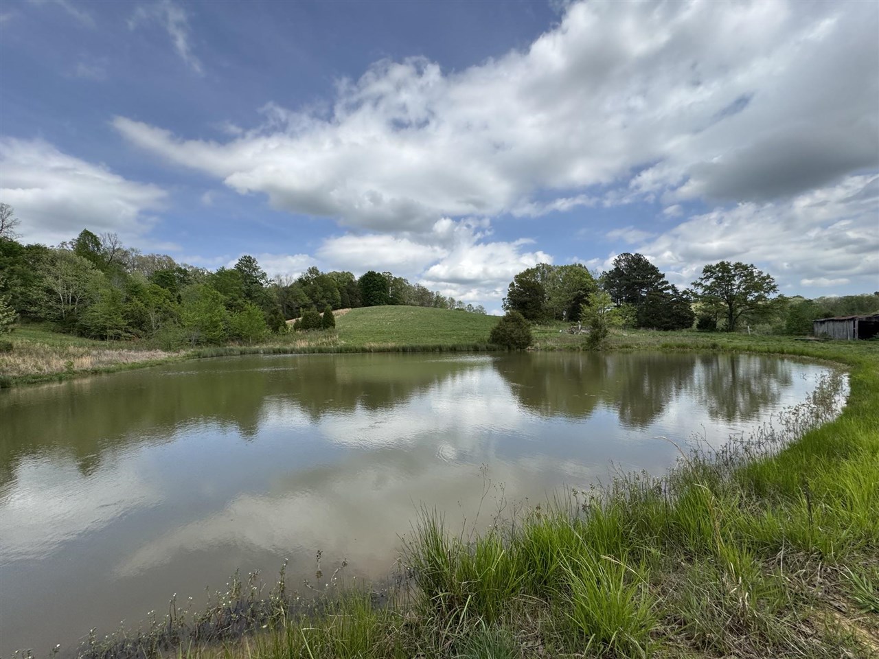 577 Bratcher Road Property Photo 1